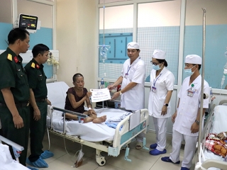 Bệnh viện quân y 120 đem yêu thương đến với người bệnh